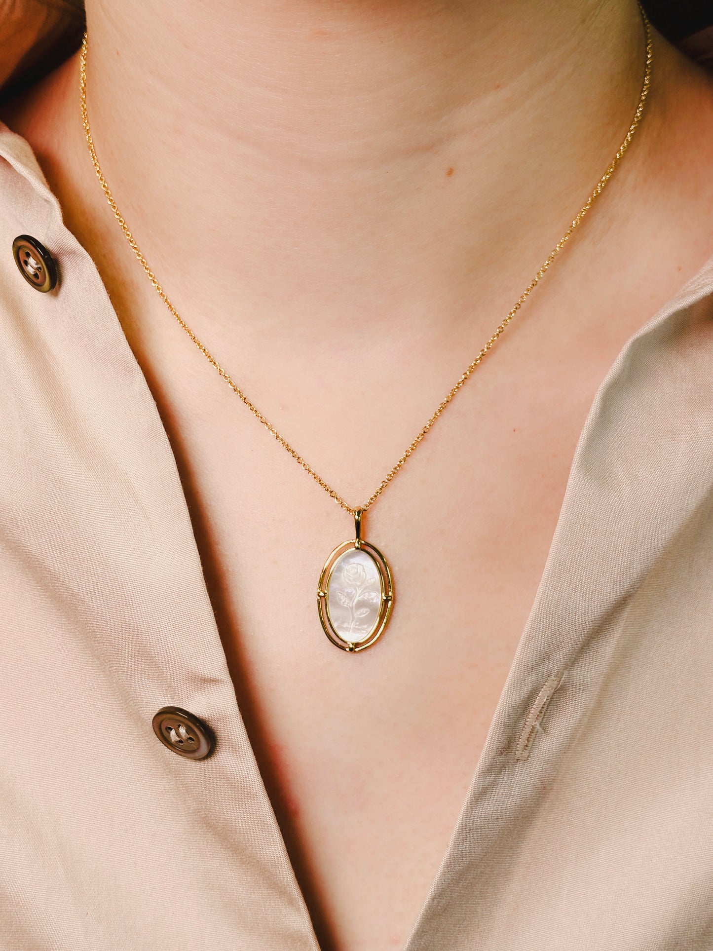 Mother of Pearl Rose Necklace